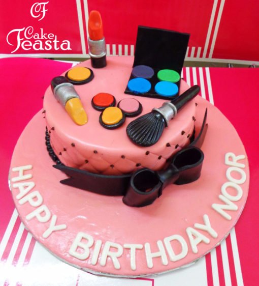 Amazing Makeup Cake in Lahore