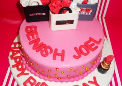 10 Amazing Makeup Cake Ideas