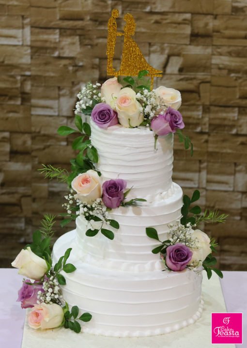 Flowers Fresh Cream Wedding Cake