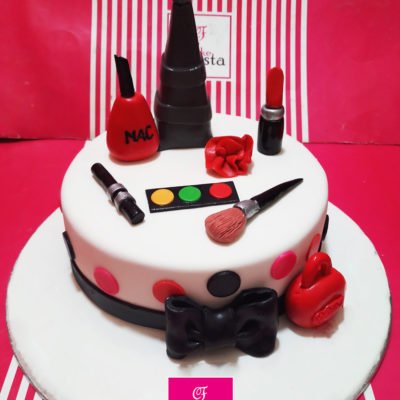 Red Makeup kit Cake