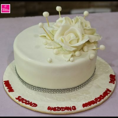 White Flower Wedding Cake