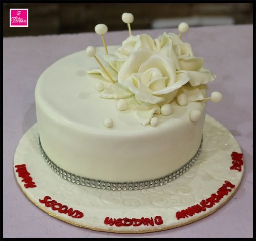White Flower Wedding Cake