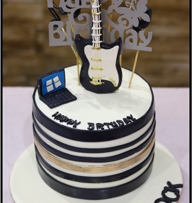 Gittar Theme Birthday Cake