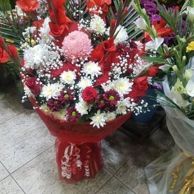 Red Flowers Bouquet (Imported M)